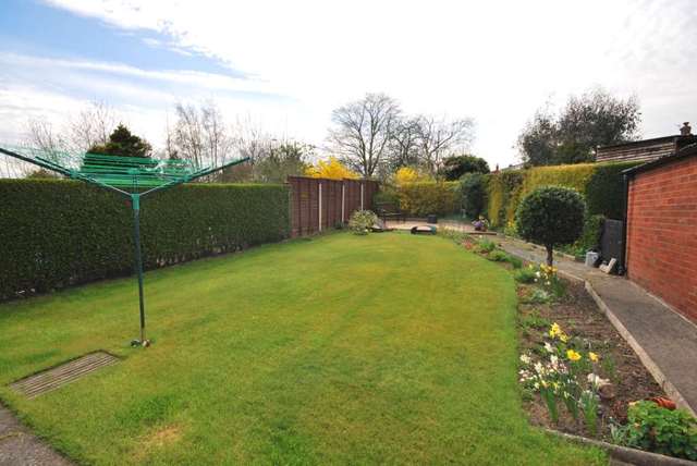  Image of 2 Bedroom Detached for sale at Avalon Drive Freckleton Preston, PR4 1PE