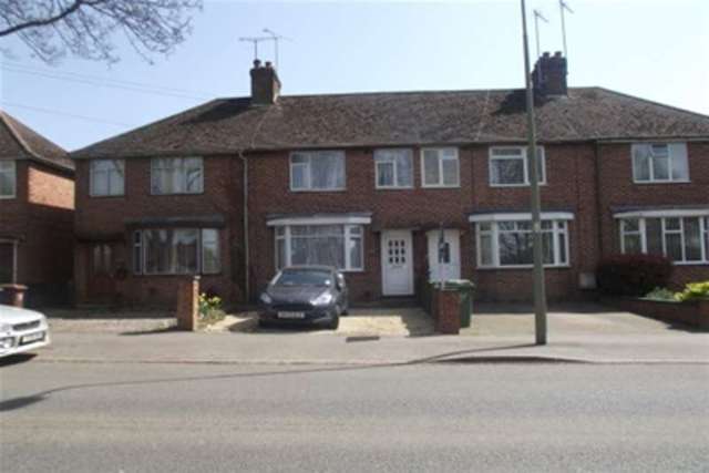  Image of 3 Bedroom Detached to rent at Banbury, OX16 2NS