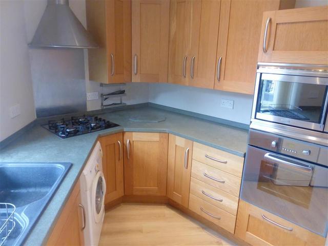  Image of 2 Bedroom Flat to rent at Bath Street  BAKEWELL, DE45 1BX
