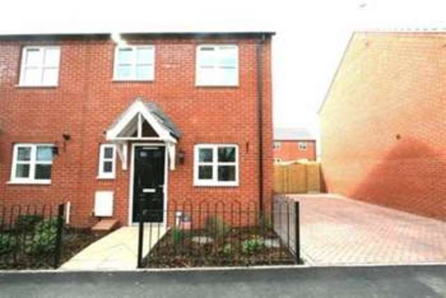  Image of 3 Bedroom Semi-Detached to rent at Bilston, WV14 8TQ