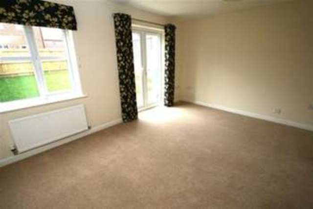  Image of 3 Bedroom Semi-Detached to rent at Bilston, WV14 8TQ