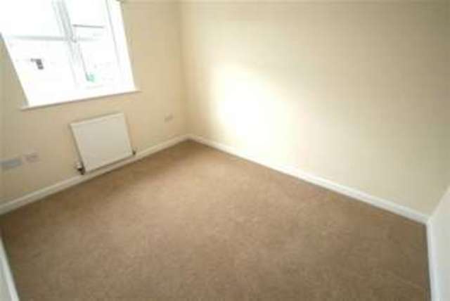  Image of 3 Bedroom Semi-Detached to rent at Bilston, WV14 8TQ