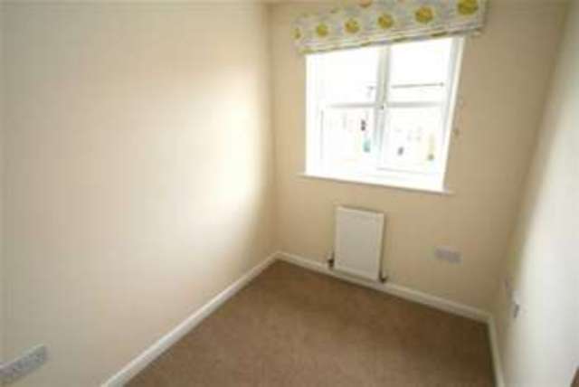 Image of 3 Bedroom Semi-Detached to rent at Bilston, WV14 8TQ