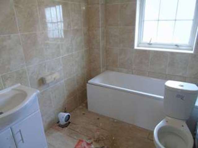  Image of 3 Bedroom Terraced for sale at Bedwell Crescent  Stevenage, SG1 1ND