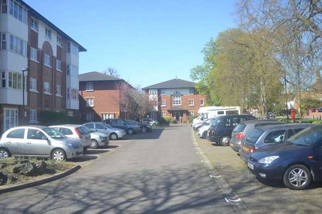 Image of Flat for sale at Beechwood Grove  London, W3 7HY