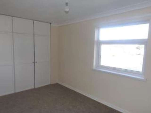  Image of 2 Bedroom Maisonette for sale at Birmingham West Midlands Marston Green, B37 7NU