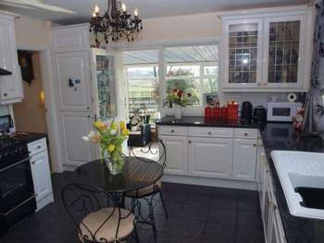  Image of 3 Bedroom Detached for sale at Broad Lane Burnedge Rochdale, OL16 4QD