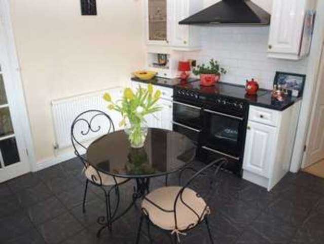  Image of 3 Bedroom Detached for sale at Broad Lane Burnedge Rochdale, OL16 4QD