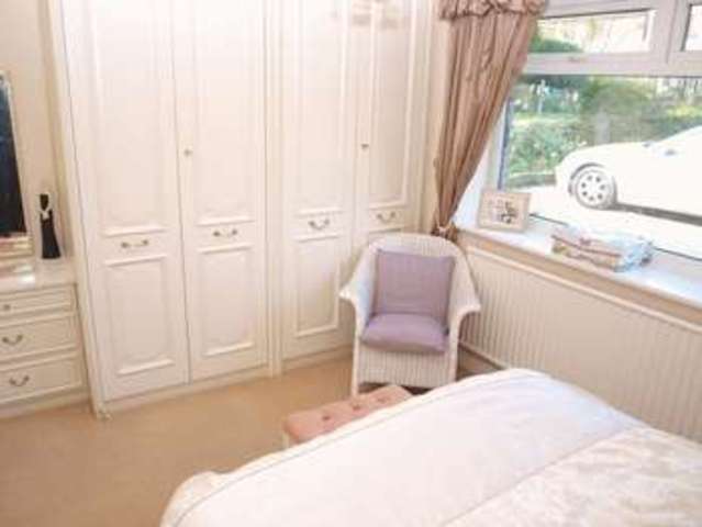  Image of 3 Bedroom Detached for sale at Broad Lane Burnedge Rochdale, OL16 4QD