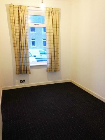  Image of 3 Bedroom Semi-Detached to rent at West Calder West Lothian West Lothian, EH55 8EP