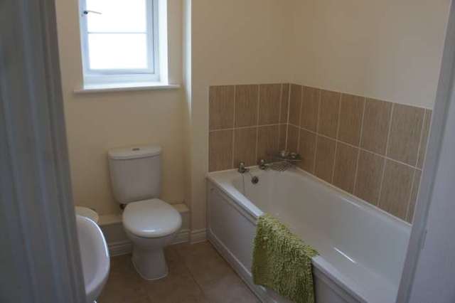  Image of 2 Bedroom Apartment to rent at Buttermere Court Greyrigg Road Crawley, RH10 7PD