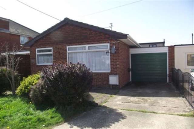  Image of 1 Bedroom Bungalow to rent at Canvey Island, SS8 7QD