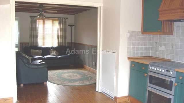  Image of 2 Bedroom Terraced to rent at Chilcombe Way Lower Earley Reading, RG6 3DD