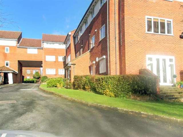  Image of 1 Bedroom Apartment for sale at Chingford London Chingford, E4 6SQ