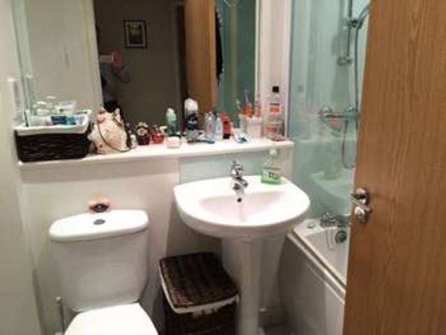  Image of 2 Bedroom Flat to rent at Church Road St. George Bristol, BS5 8AL