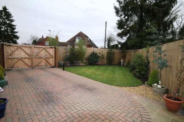  Image of 3 Bedroom Detached for sale at Church Road Evington Leicester, LE5 6FA