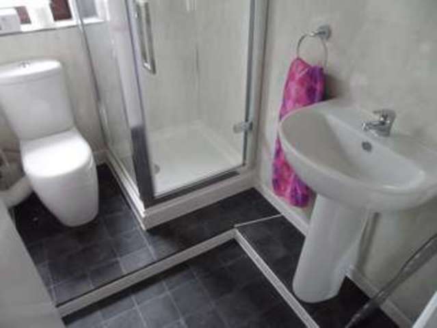 Image of 4 Bedroom Flat to rent at Shultern Lane Cannon Park Coventry, CV4 7AN