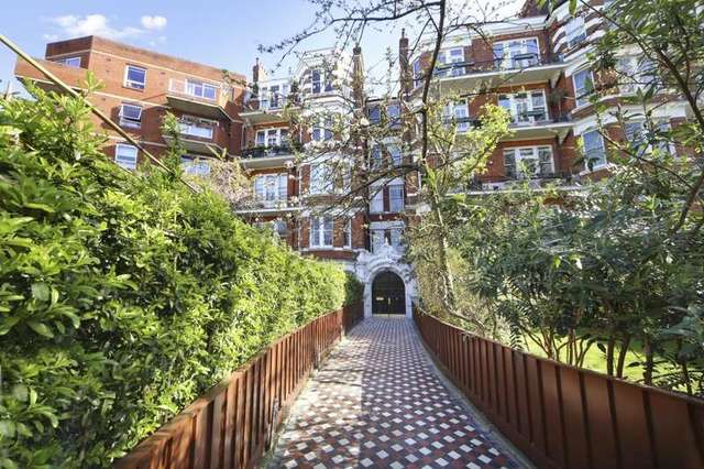  Image of 3 Bedroom Flat to rent at Cornwall Mansions  Cremorne Road, SW10 0PE