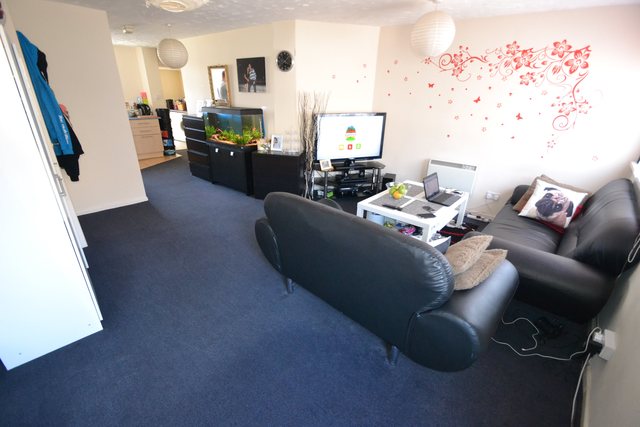  Image of 1 Bedroom Flat to rent at Off Corporation Road Newport Newport, NP19 0FZ