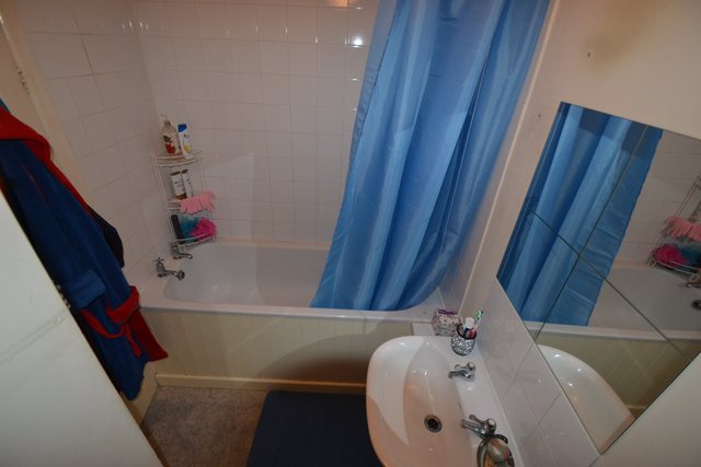  Image of 1 Bedroom Flat to rent at Off Corporation Road Newport Newport, NP19 0FZ