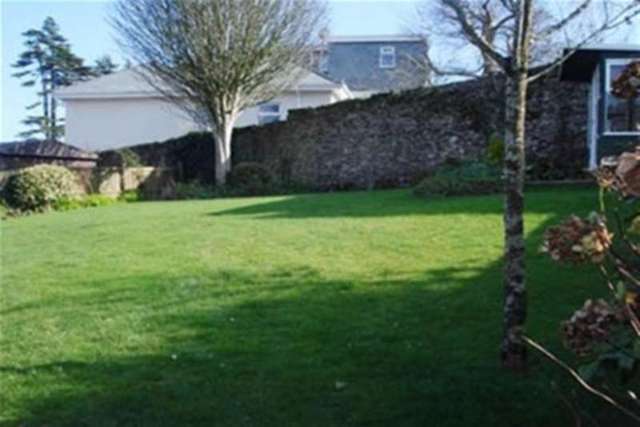  Image of 4 Bedroom Detached to rent at Dartmouth, TQ6 9PL