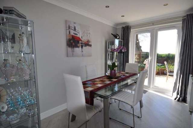  Image of 4 Bedroom Property for sale at Defford Close  Redditch, B97 5WR
