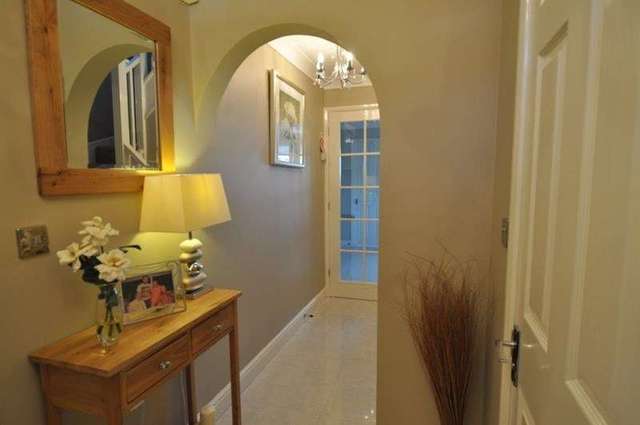  Image of 4 Bedroom Property for sale at Defford Close  Redditch, B97 5WR