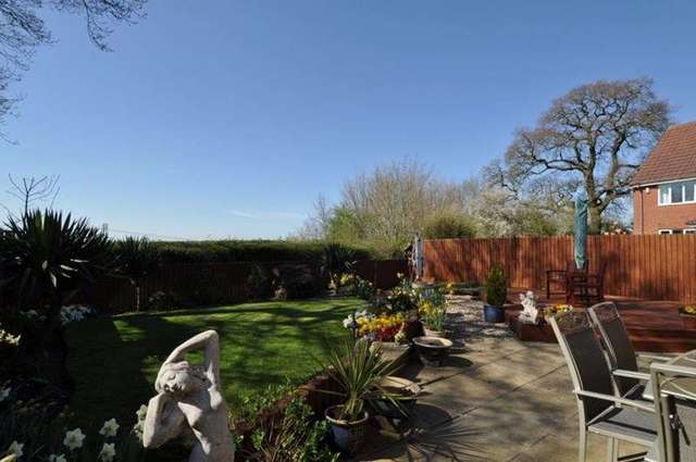  Image of 4 Bedroom Property for sale at Defford Close  Redditch, B97 5WR