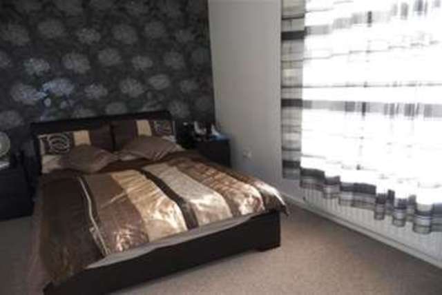 Image of 2 Bedroom Detached to rent at Birmingham, B32 4JT