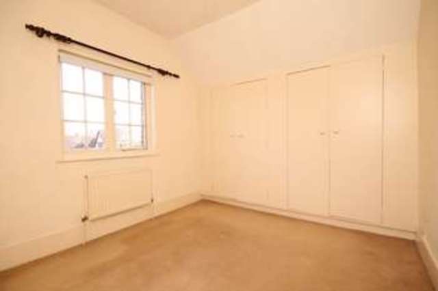  Image of 3 Bedroom Semi-Detached to rent at Dungates Lane Buckland Betchworth, RH3 7BD