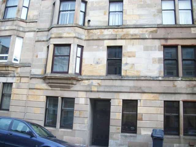 Image of 2 Bedroom Flat to rent at Dunn Street (  Paisley, PA1 1NT