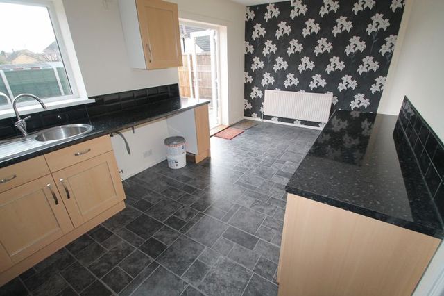  Image of 3 Bedroom Terraced to rent at Dutton Close  Bristol, BS14 8BX