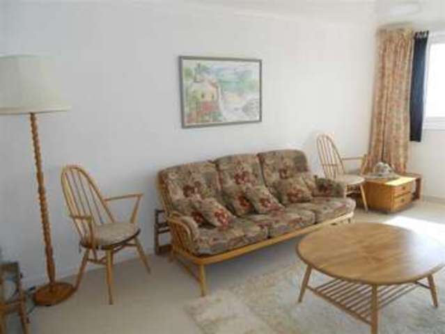  Image of 2 Bedroom Property for sale at Elizabeth Court East Cliff East Cliff, BH1 3DS