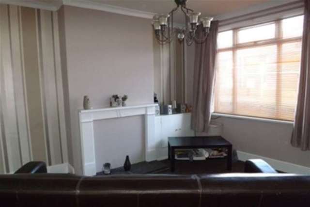  Image of 2 Bedroom Detached to rent at Sutton-in-Ashfield, NG17 3HG