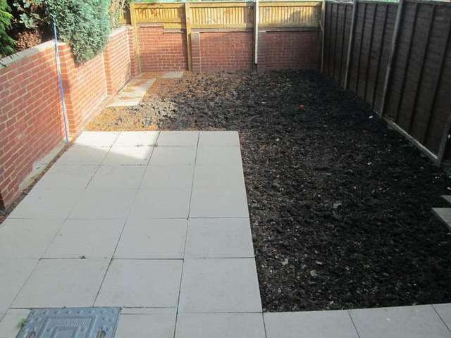  Image of 2 Bedroom Semi-Detached to rent at Wakefield Wrenthorpe, WF2 8SJ