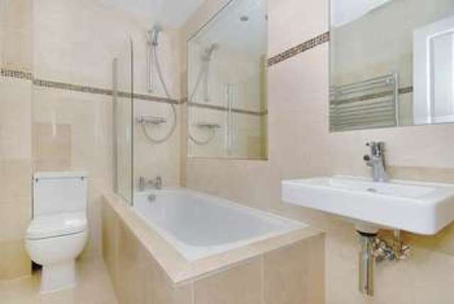  Image of 1 Bedroom Flat to rent at Finchely Road London Fortune Green, NW2 2HR