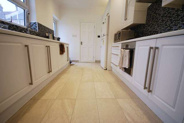  Image of 4 Bedroom Detached for sale at Fletcher Lane Leyton London, E10 6JE