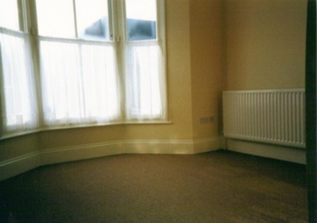  Image of 1 Bedroom Flat to rent at Footscray Road New Eltham London, SE9 3UL