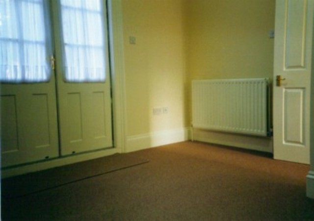  Image of 1 Bedroom Flat to rent at Footscray Road New Eltham London, SE9 3UL