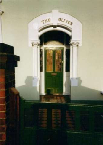  Image of 1 Bedroom Flat to rent at Footscray Road New Eltham London, SE9 3UL