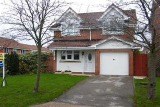  Image of 3 Bedroom Detached to rent at Houghton le Spring, DH4 4XG