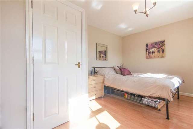  Image of 4 Bedroom End of Terrace for sale at Gate House Lane  Breme Park, B60 3GA