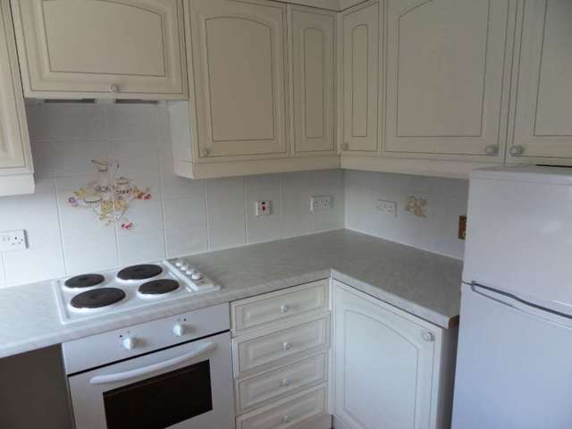  Image of 2 Bedroom Flat to rent at George Street  Johnstone, PA5 8SL