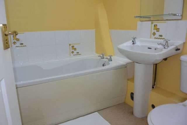  Image of 2 Bedroom Terraced to rent at Halwill, EX21 5UH