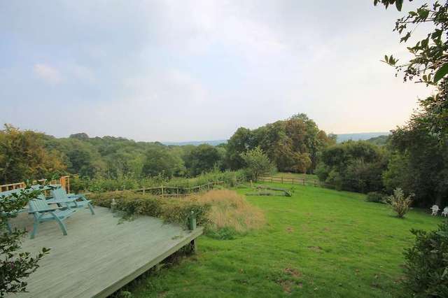  Image of 1 Bedroom Ground Flat to rent at Ashurst Wood West Sussex, RH19 3SA