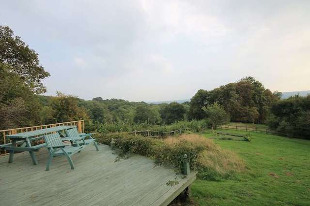  Image of 1 Bedroom Ground Flat to rent at Ashurst Wood West Sussex, RH19 3SA
