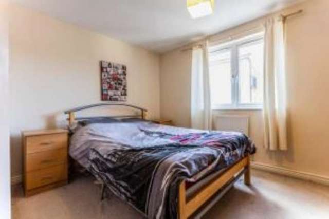 Image of 2 Bedroom Flat for sale at Cardiff Caerdydd Grangetown, CF10 5GA