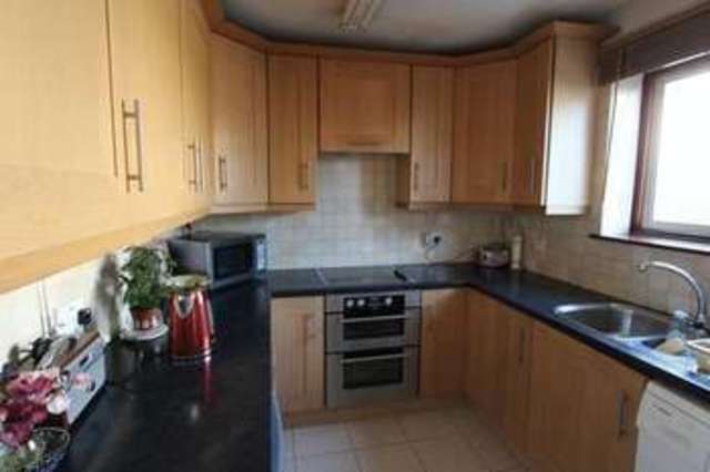  Image of 3 Bedroom Terraced for sale at Hickmans Close  Godstone, RH9 8EB