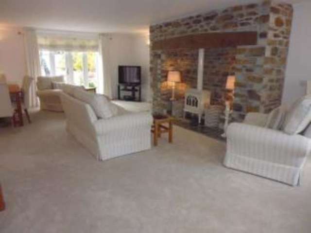  Image of 3 Bedroom Detached for sale at High Street Padstow Padstow, PL28 8BW