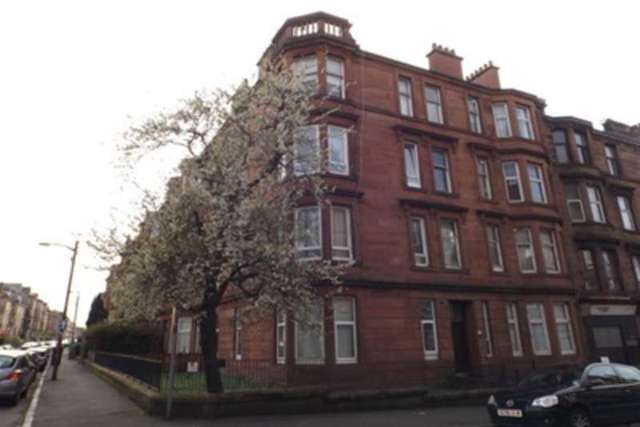 Image of 2 Bedroom Flat to rent at Glasgow, G31 2LF